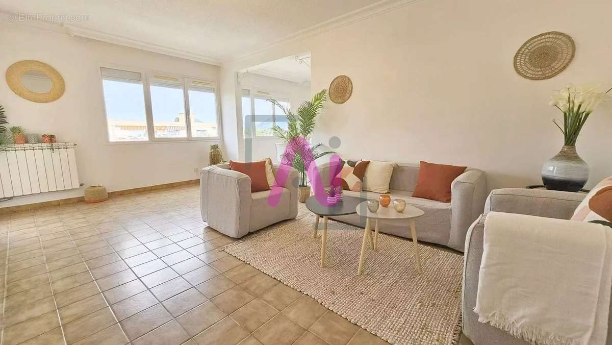 Appartement à HYERES