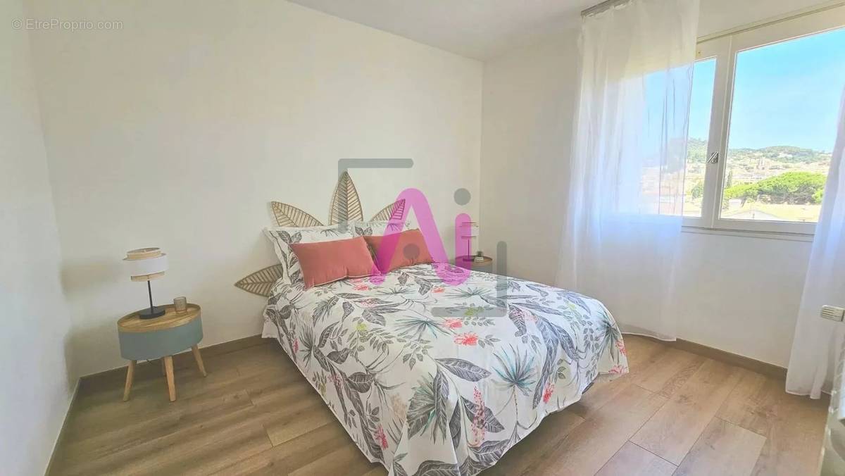 Appartement à HYERES