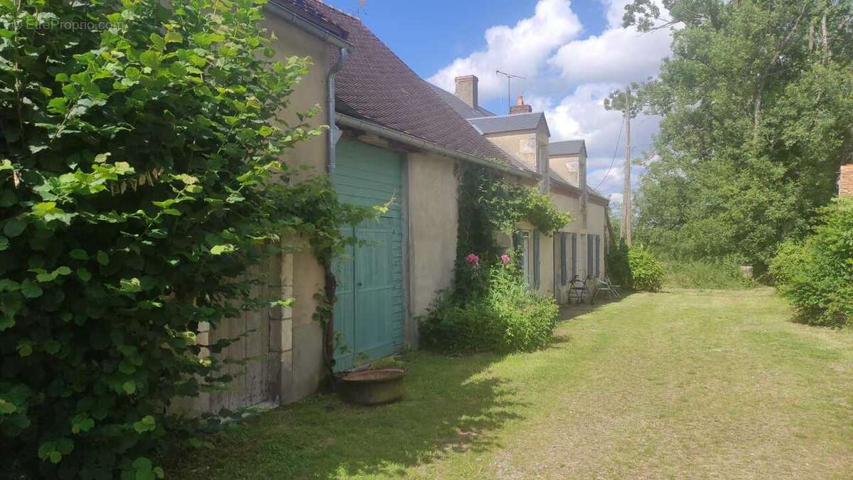 Maison à SACIERGES-SAINT-MARTIN