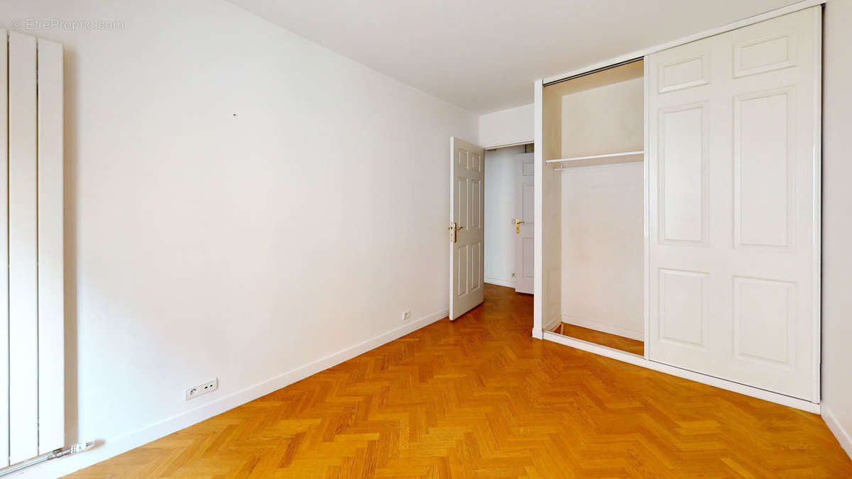 Appartement à PARIS-12E