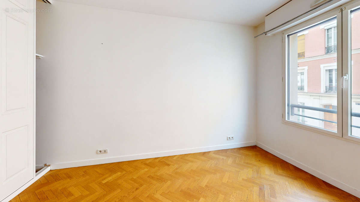 Appartement à PARIS-12E