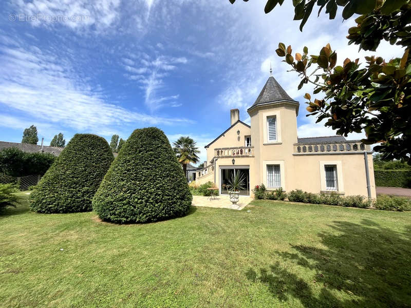 Maison à DOUE-LA-FONTAINE