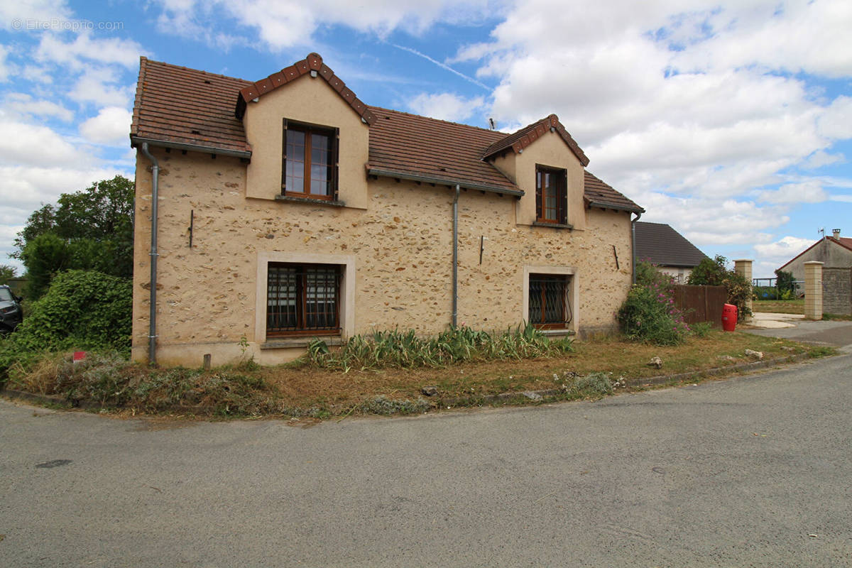 Maison à ABLIS