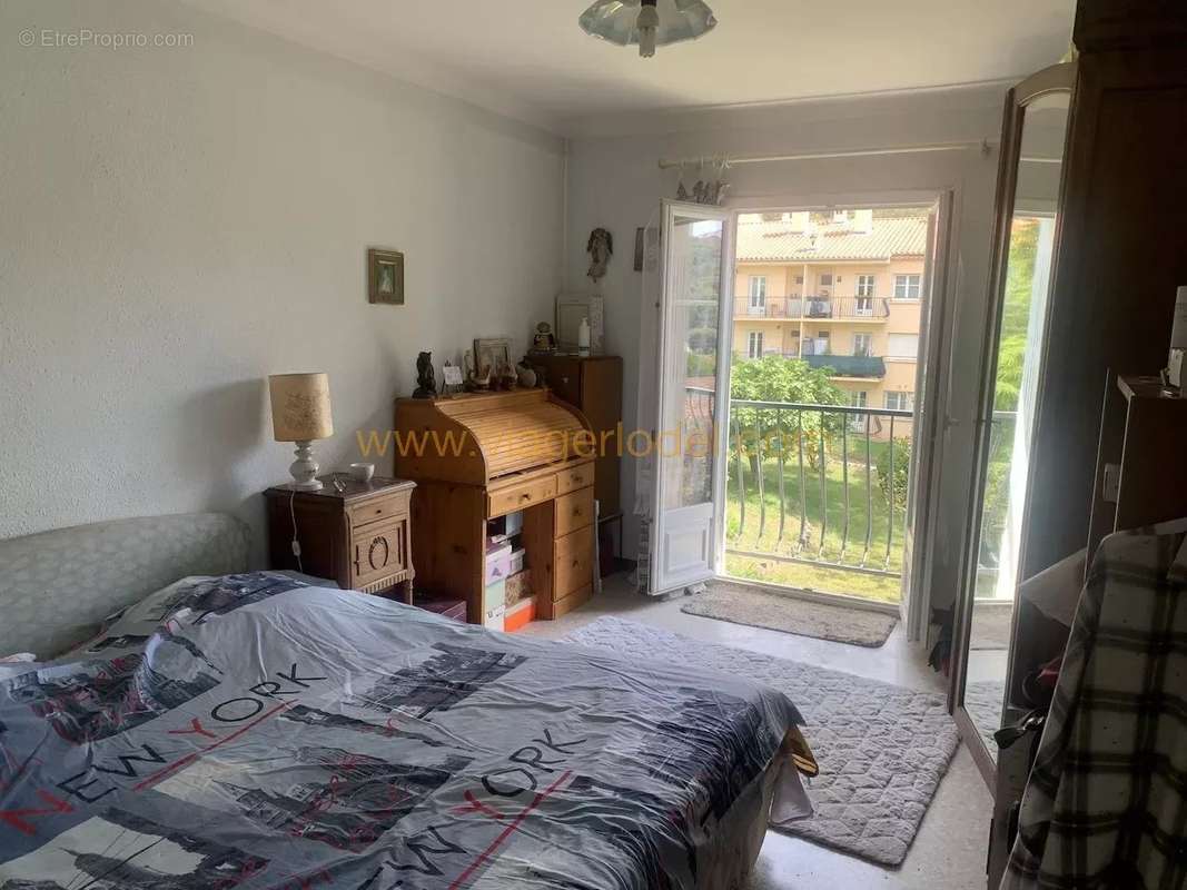 Appartement à VILLENEUVE-LOUBET