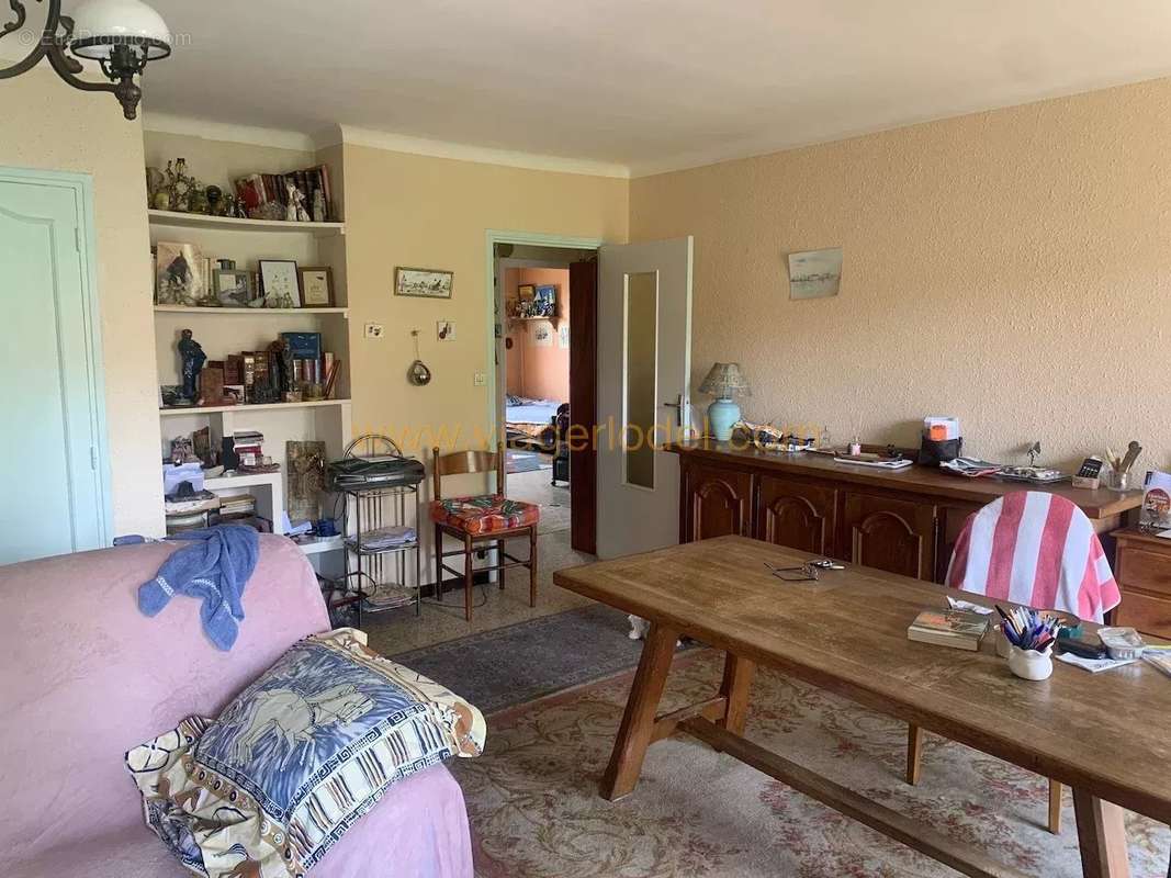 Appartement à VILLENEUVE-LOUBET