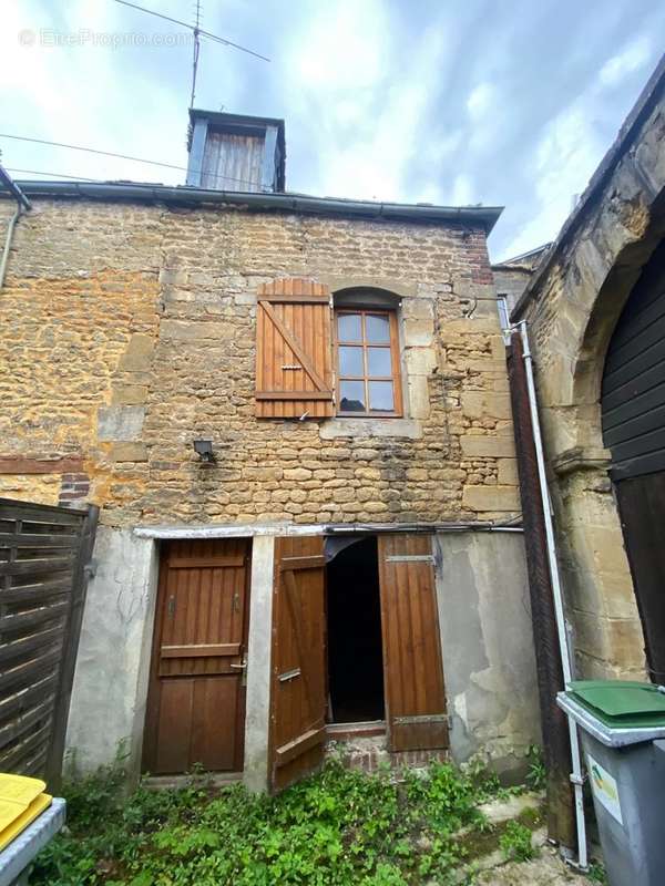 Appartement à SAINT-PIERRE-SUR-DIVES