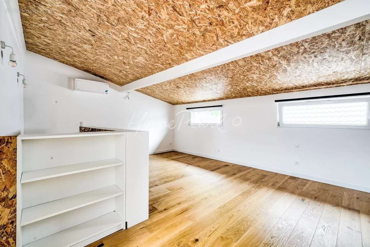 Appartement à NEUILLY-PLAISANCE