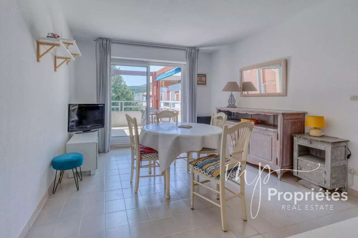 Appartement à LE LAVANDOU