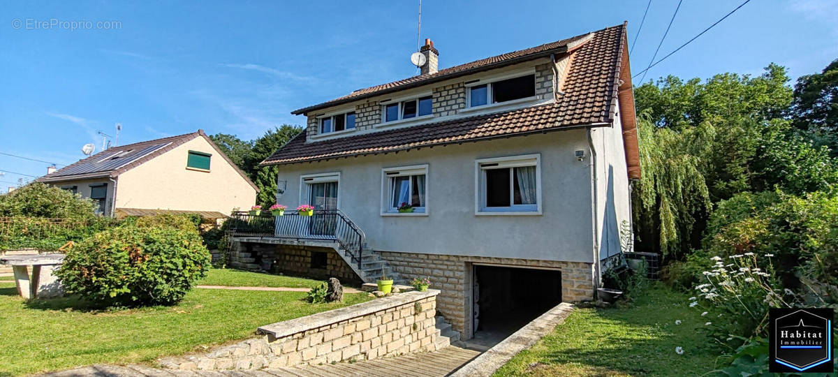 Maison à NANTEUIL-LE-HAUDOUIN