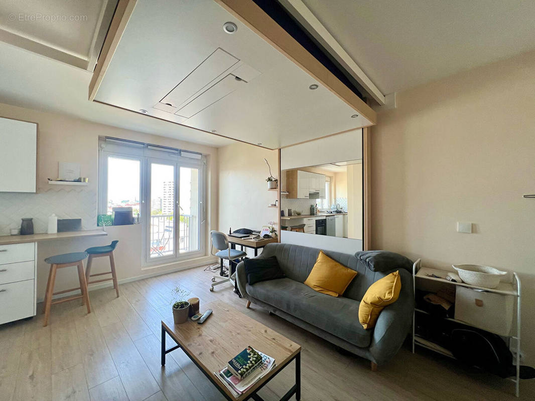 Appartement à NANTERRE