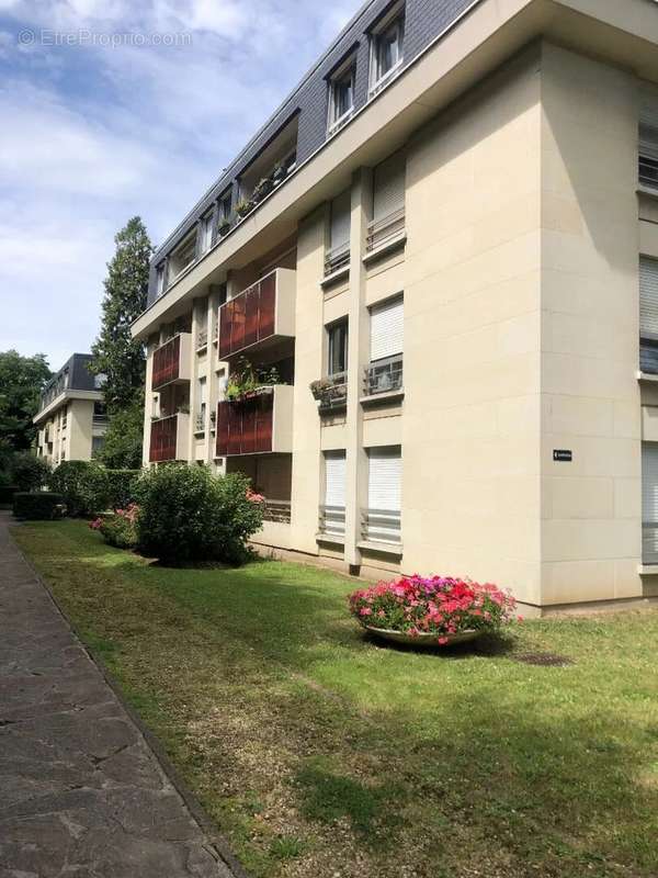 Appartement à VERSAILLES