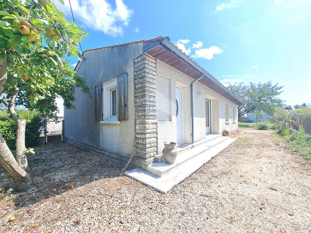 Maison à JARNAC