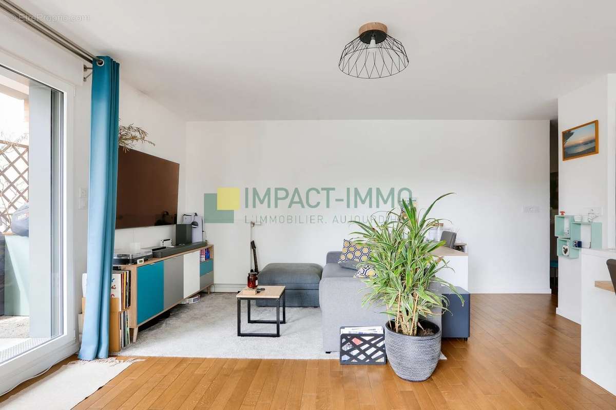 Appartement à CLICHY