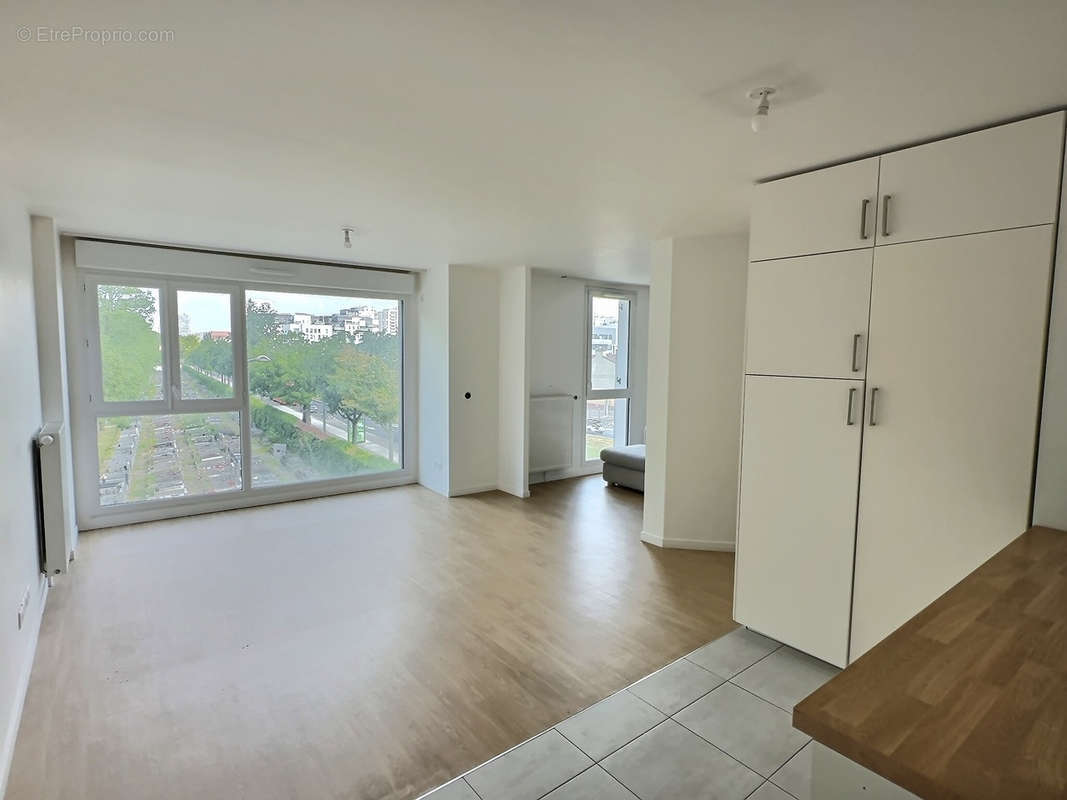 Appartement à IVRY-SUR-SEINE