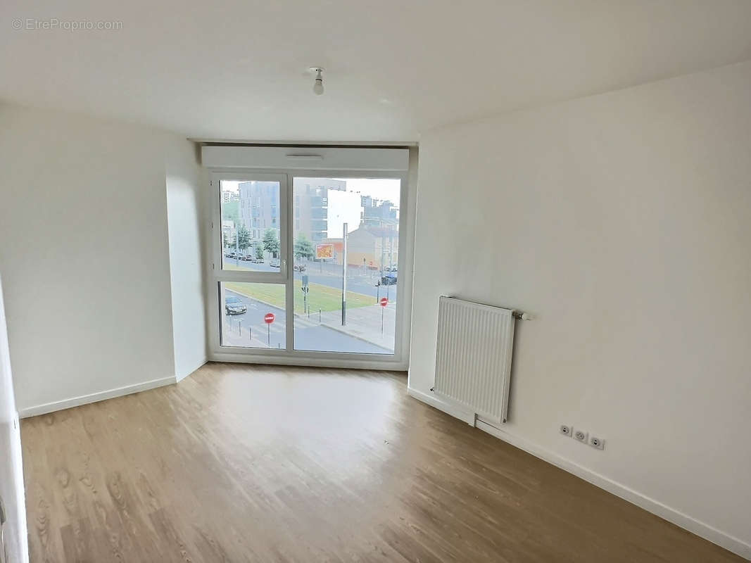 Appartement à IVRY-SUR-SEINE