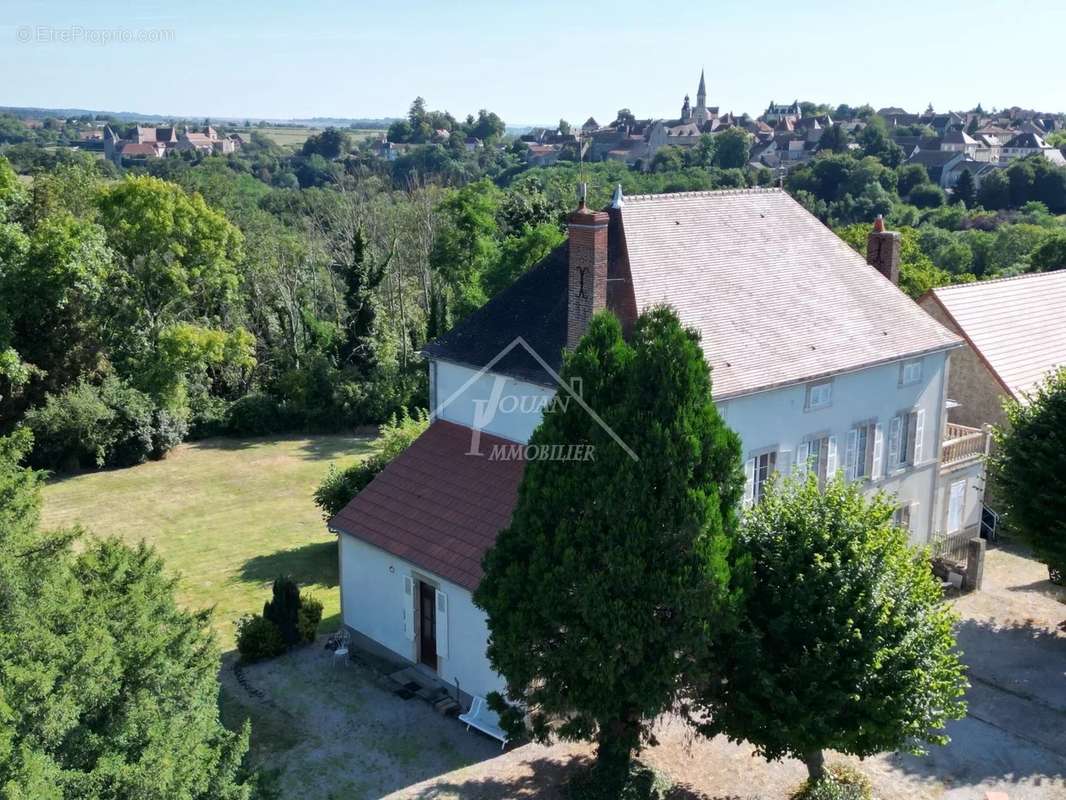 Maison à VICHY