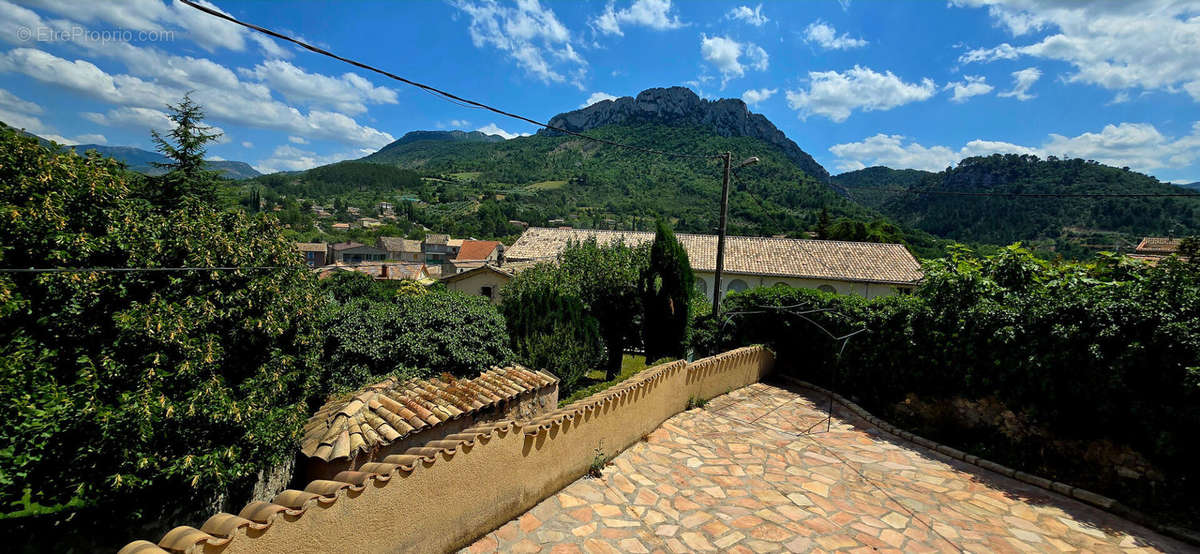 Maison à BUIS-LES-BARONNIES