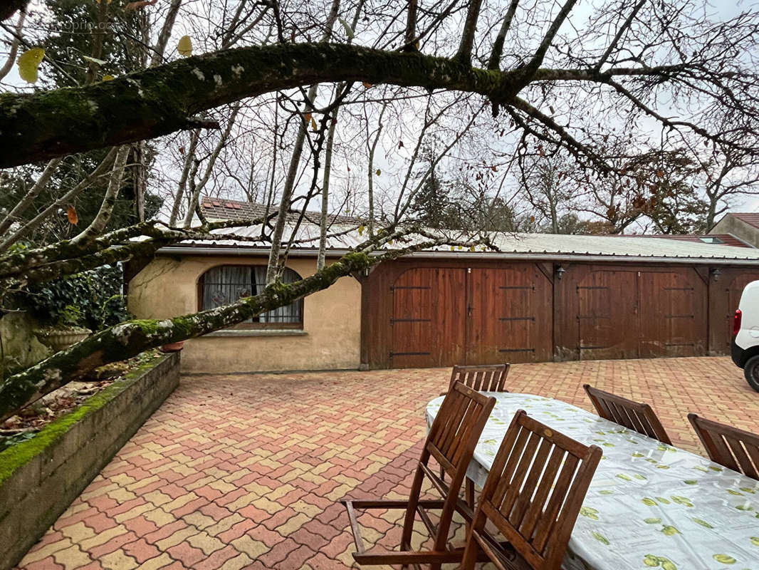 Maison à VITRY-AUX-LOGES