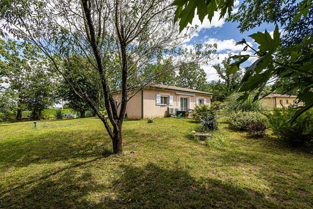 Maison à LABASTIDE-SAINT-PIERRE