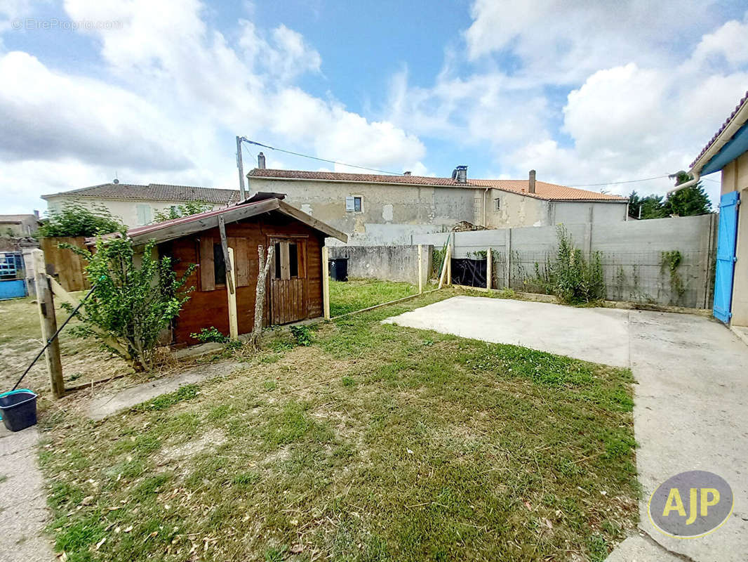 Maison à GAILLAN-EN-MEDOC