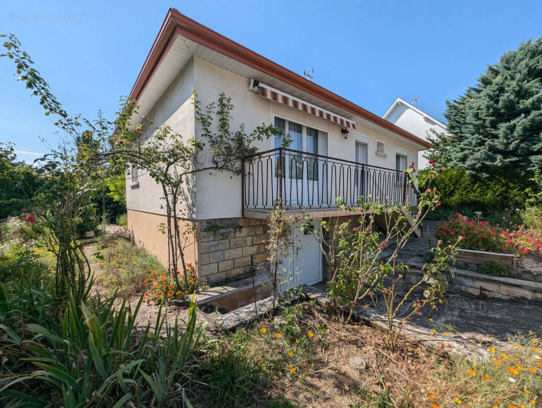 Maison à NEUILLY-LES-DIJON