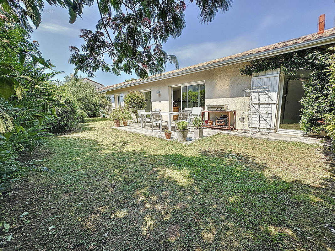 Maison à MERIGNAC