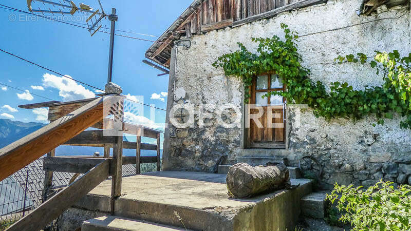 Maison à EMBRUN