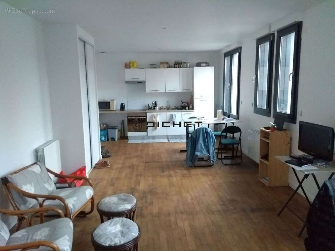 Appartement à OBJAT