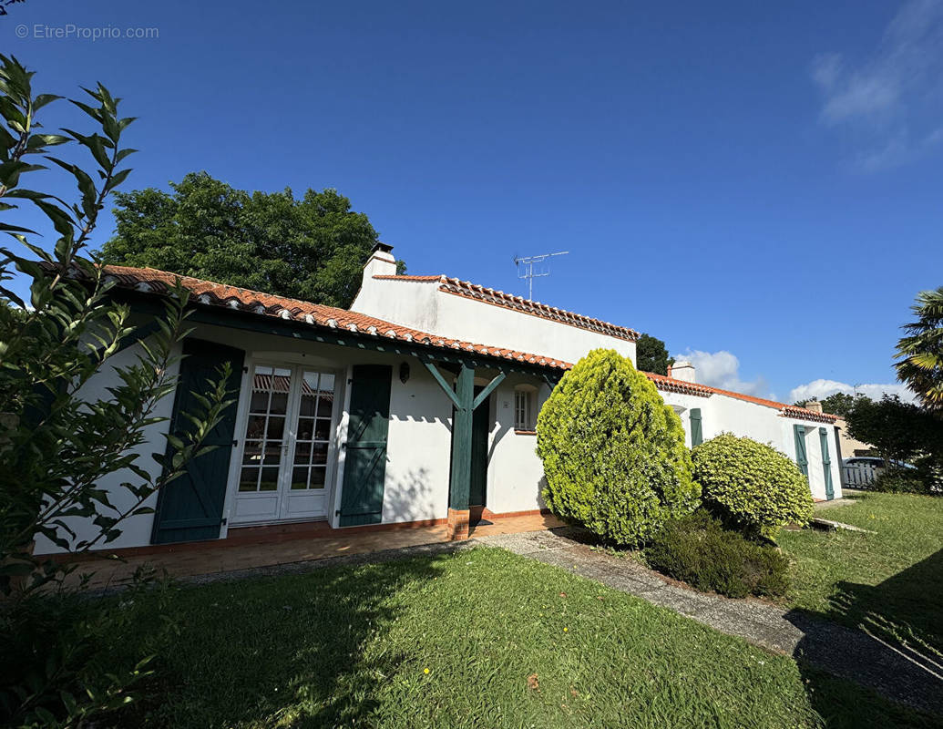 Maison à AIZENAY