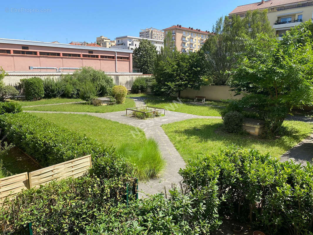 Appartement à VILLEURBANNE