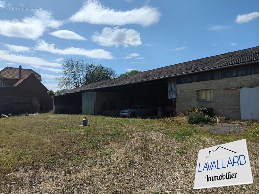 Maison à OVILLERS-LA-BOISSELLE