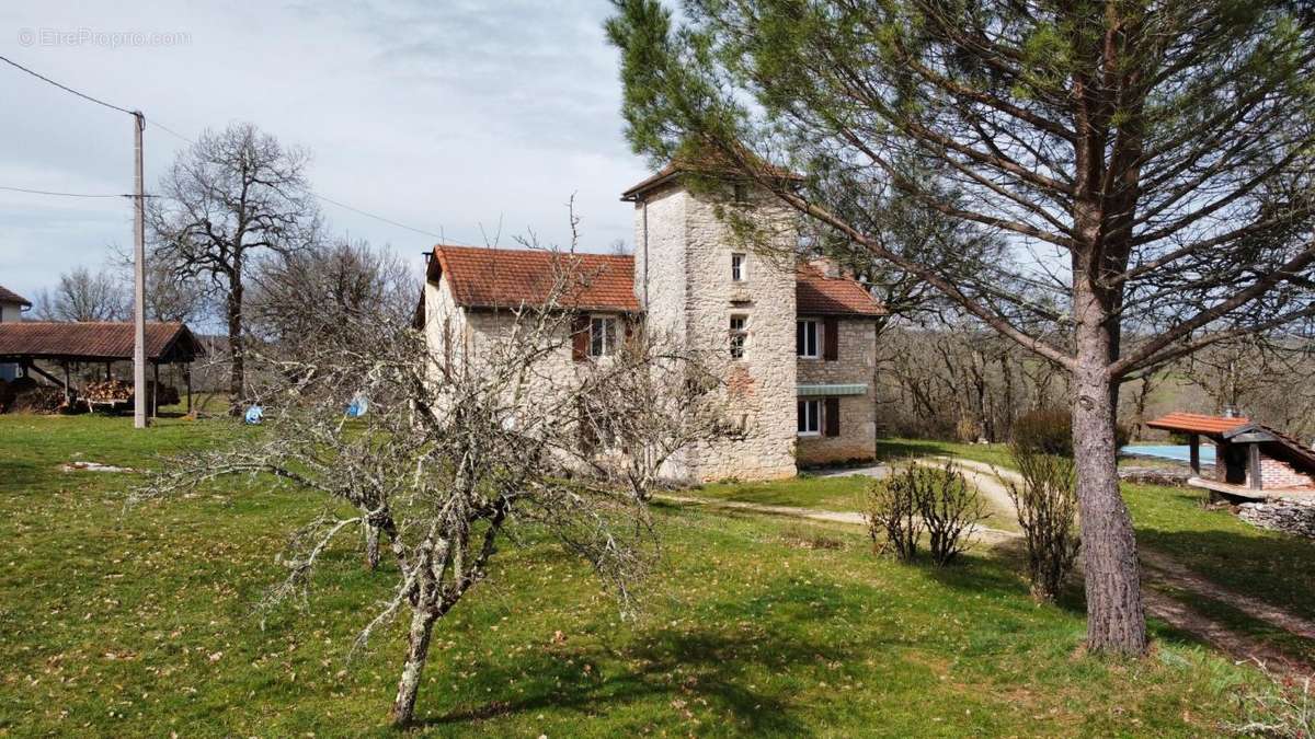 Maison à CAJARC