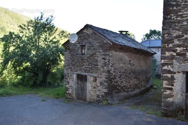 Maison à LACAUNE