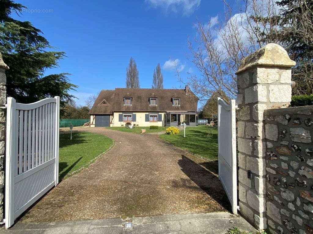 Maison à PACY-SUR-EURE