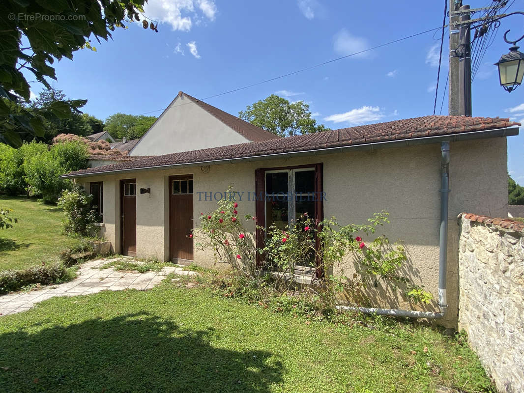 Maison à MAULE