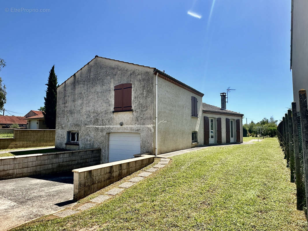 Maison à LESCURE-D&#039;ALBIGEOIS