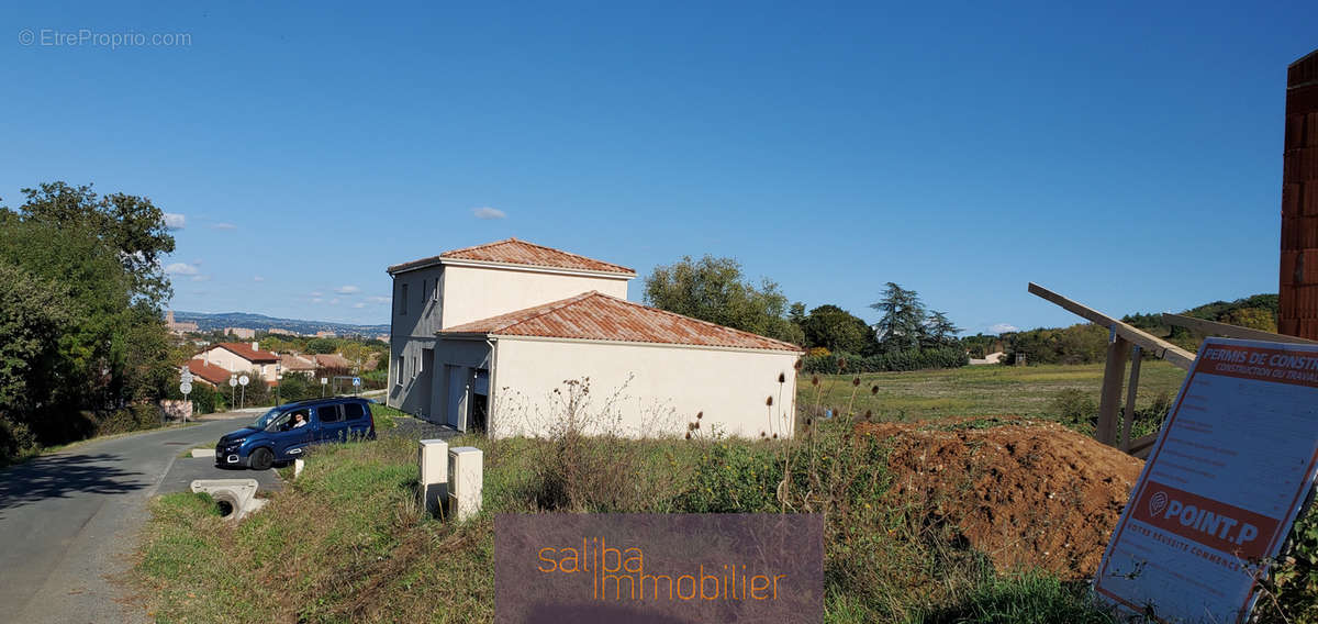 Terrain à LE SEQUESTRE