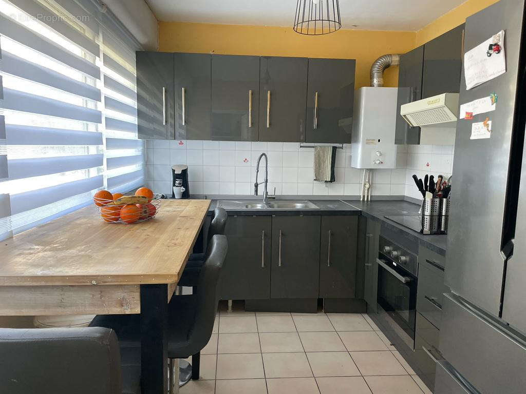 Appartement à VILLENEUVE-LES-AVIGNON