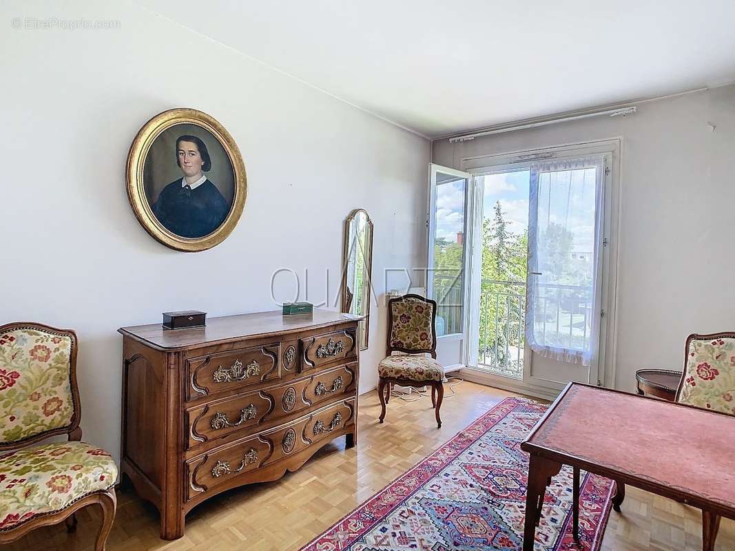 Appartement à VERSAILLES