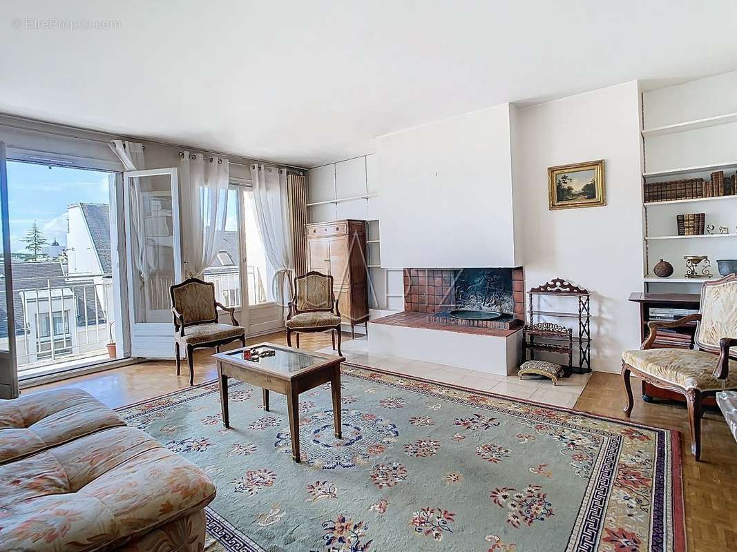 Appartement à VERSAILLES