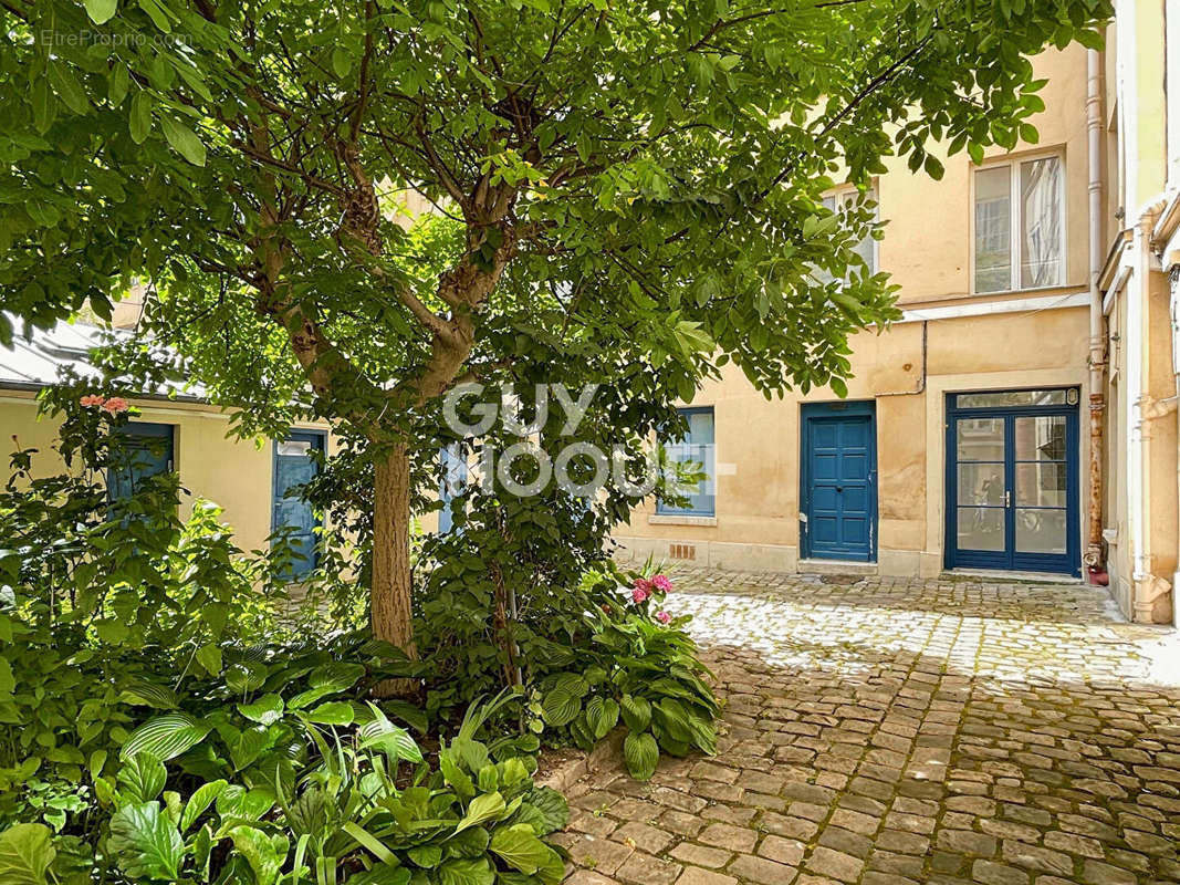 Appartement à VERSAILLES