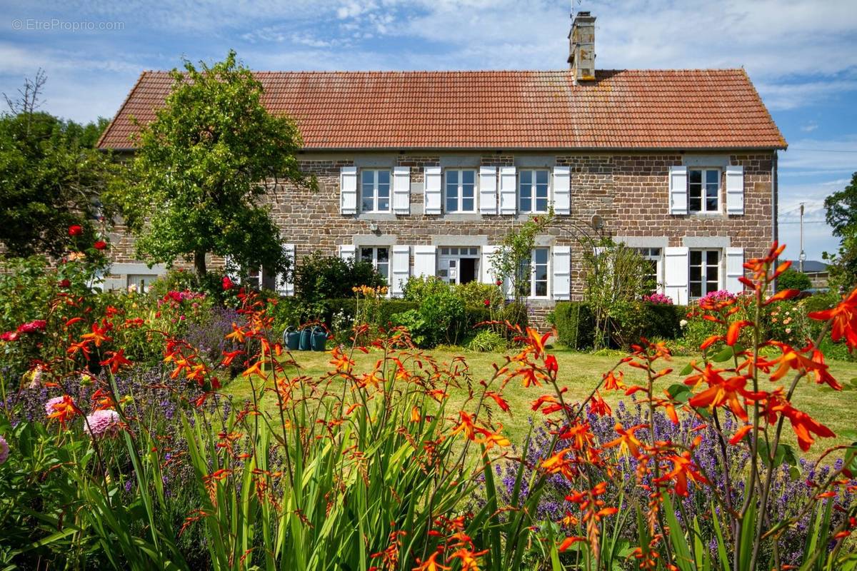 Maison à LE CHEFRESNE