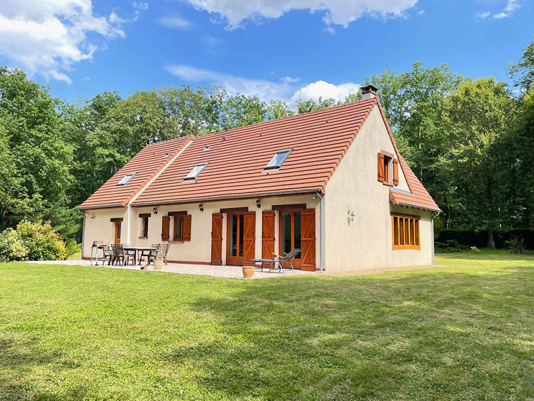 Maison à NOGENT-LE-ROI