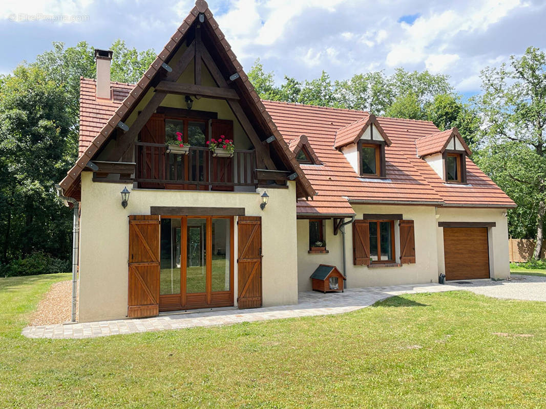 Maison à NOGENT-LE-ROI