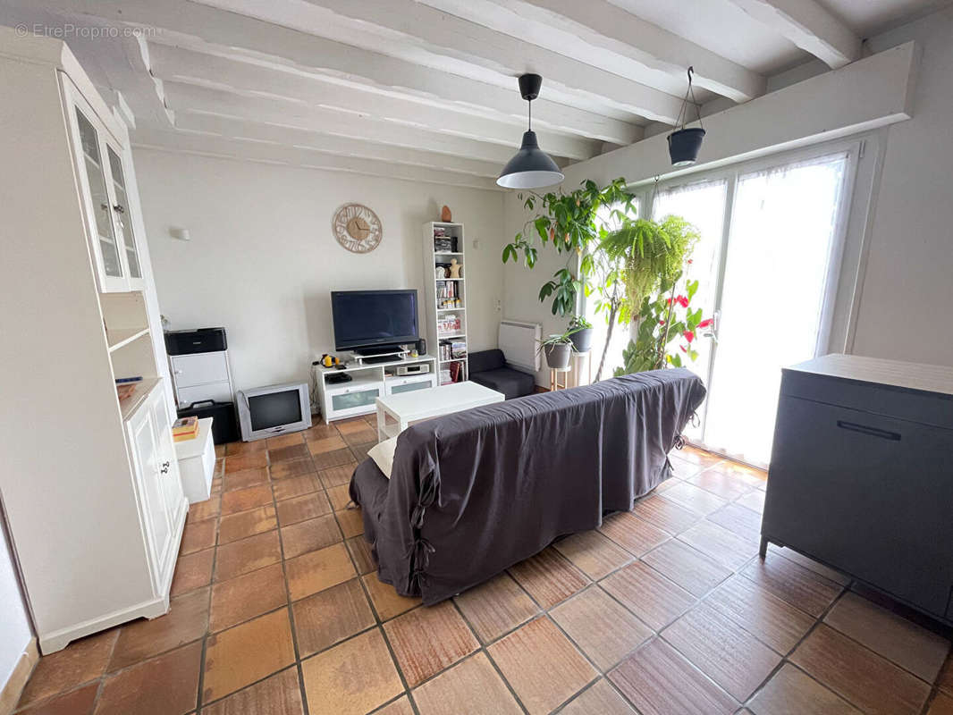 Appartement à ARES