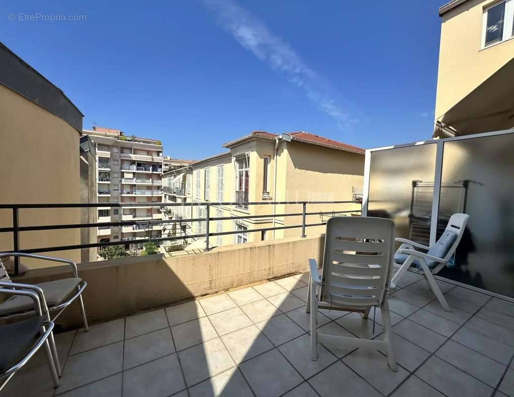 Appartement à MENTON