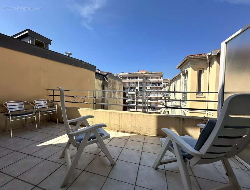 Appartement à MENTON