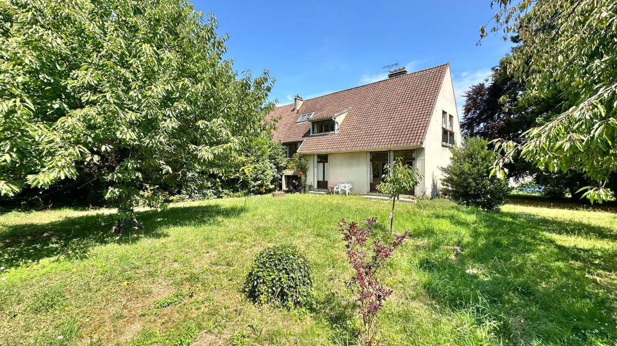 Maison à VIRY-CHATILLON