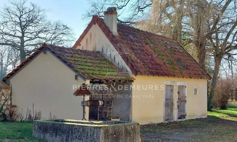 Maison à MONTIPOURET