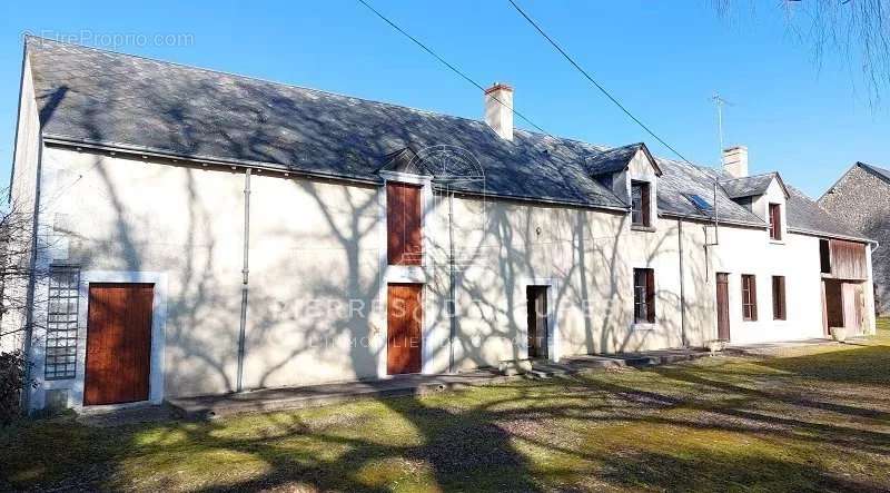 Maison à MONTIPOURET